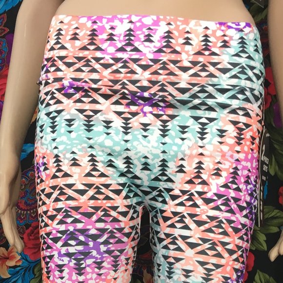 NEW 2-PIECE ATHLETIC MULTI COLOR JOGGERS & PINK TOP - Picture 7 of 9